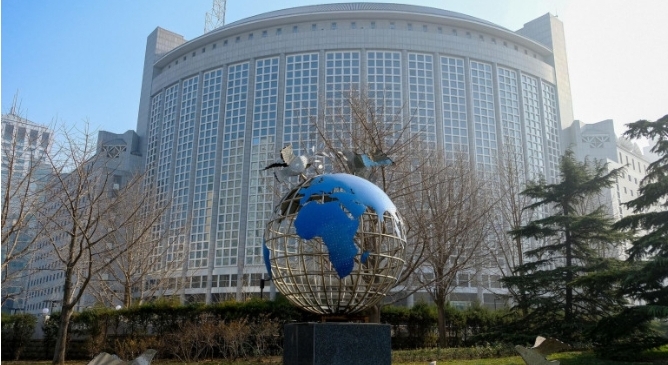 Չինաստանը ուկրաինական հակամարտության կողմերին զենք չի մատակարարում. Ցին Գան