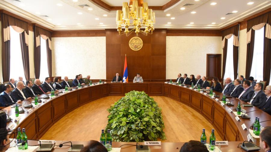 Հարությունյանը ներկայացրել է Արցախի Հանրապետության նորանշանակ պետական նախարարին