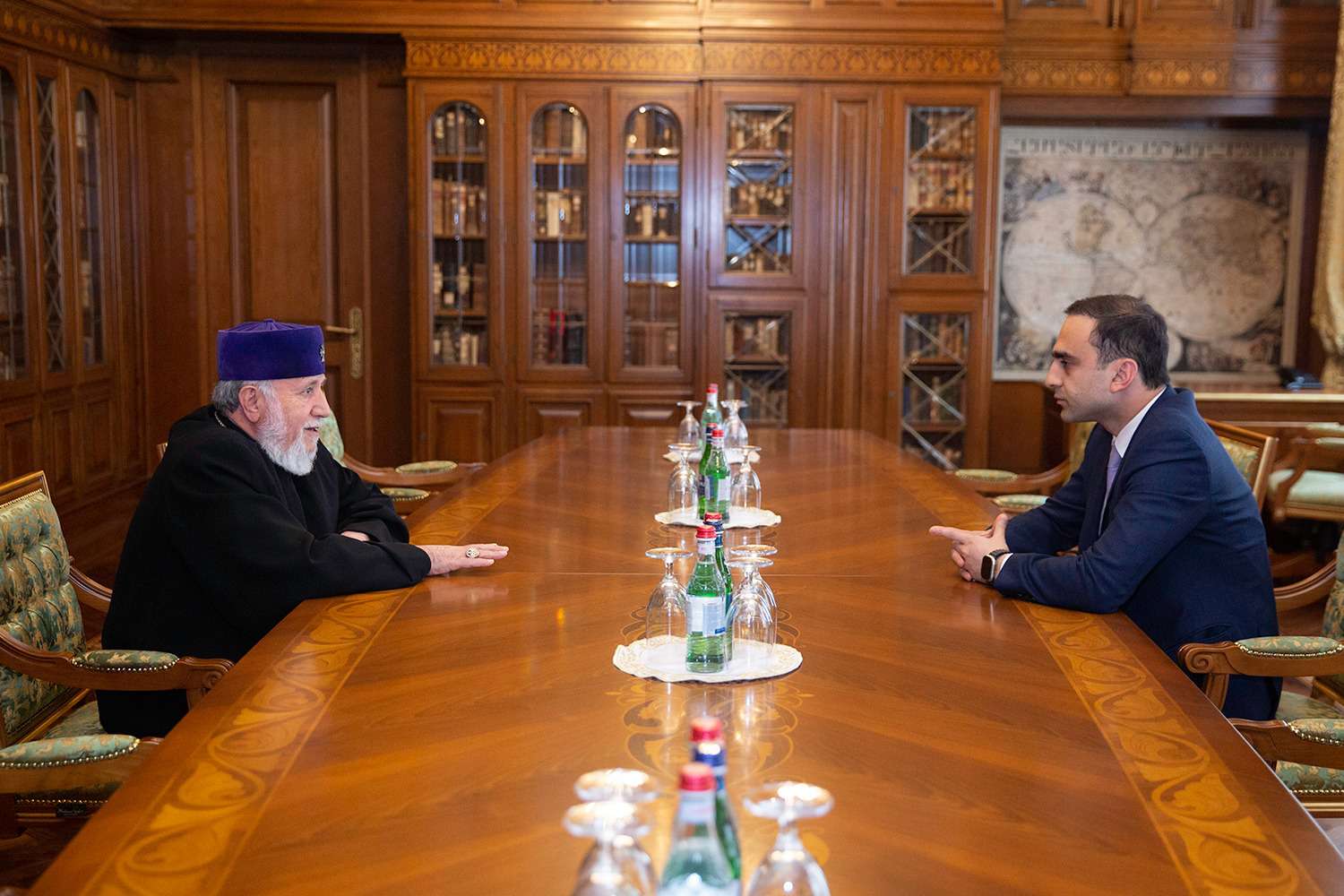 Ամենայն Հայոց Կաթողիկոսն ընդունել է Տիգրան Ավինյանին