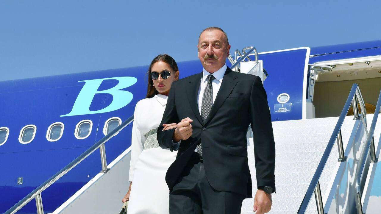 Իլհամ Ալիևն այսօր ժամանել է Ստամբուլ