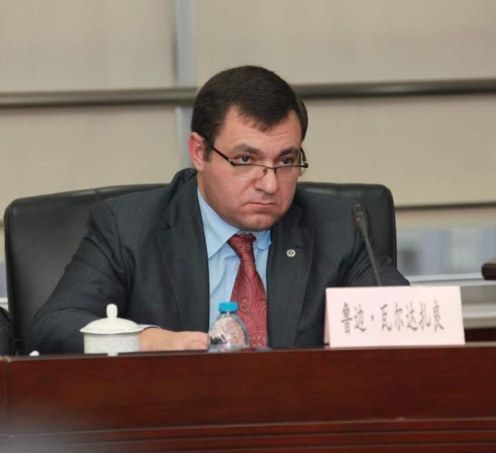 Դատավորները ցույց տվեցին, որ դատական իշխանությունը դեռ կենդանի է. Վարդազարյան