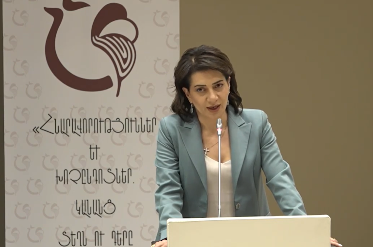 Ես ուզում եմ, որ հայ կանայք շրջեն կյանքի անխոհեմության էջերը . Հակոբյան