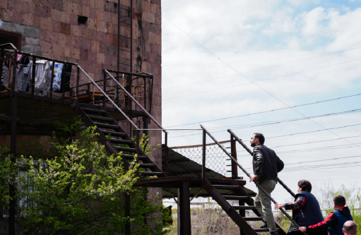 Կլուծվի վթարային շենքերում ապրող 64 ընտանիքի վերաբնակեցման խնդիրը