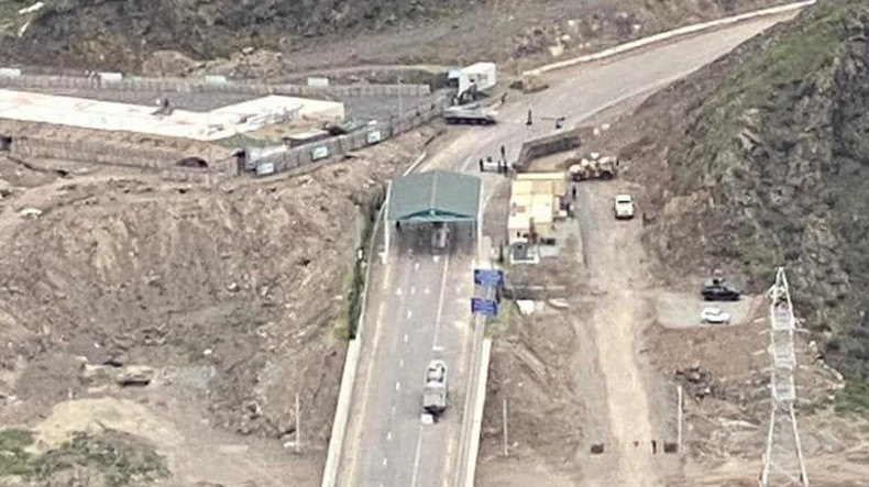 Անցակետի միջոցով Ադրբեջանը մեկուսացնում է Արցախն արտաքին աշխարհից. Թաթոյան