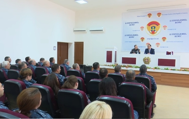 ՆԳ նախարարն այցելել է Ոստիկանության զորքեր