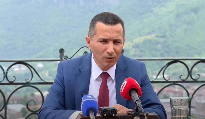 Ռոբերտ Ղուկասյանն աննախադեպ է որակել Սյունիքում իրականացվող ճանապարհաշինությունը