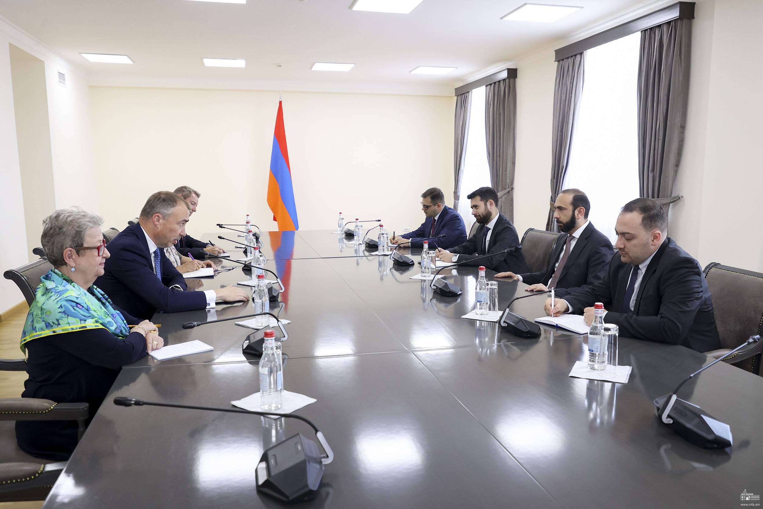 Միրզոյանը Կլաարի հետ քննարկել է տարածաշրջանային անվտանգությանն ու կայունությանը վերաբերող հարցեր