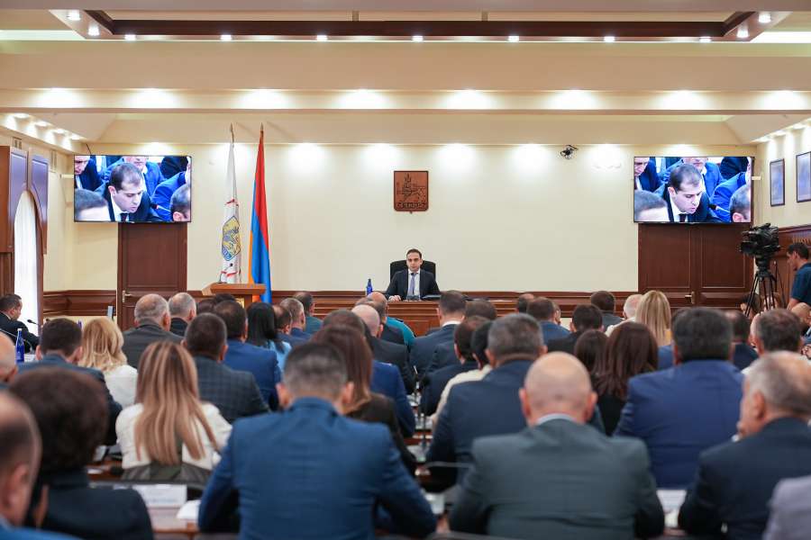 Առաջինը, որ պետք է լուծենք, կոնդեցիների իրավունքների պաշտպանության հարցն է. Ավինյան