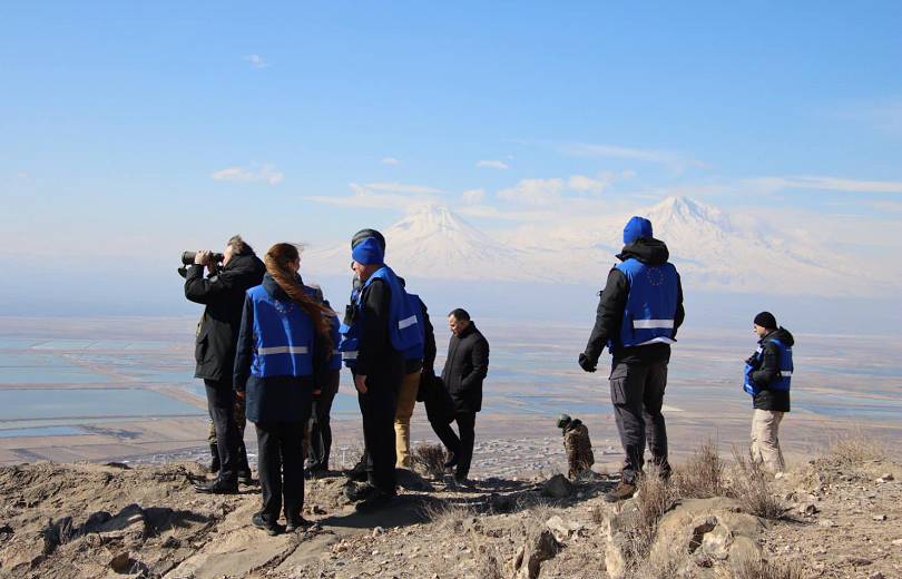 Ադրբեջանը ԵՄ առաքելության դիտորդներին դիպուկահարներով է սպառնում