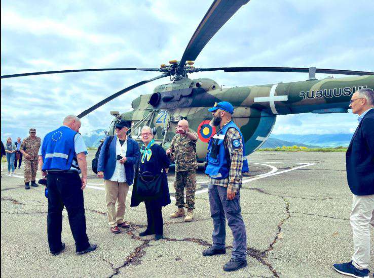 ԵՄ դիտորդները Սիսիանի օդանավակայանում են