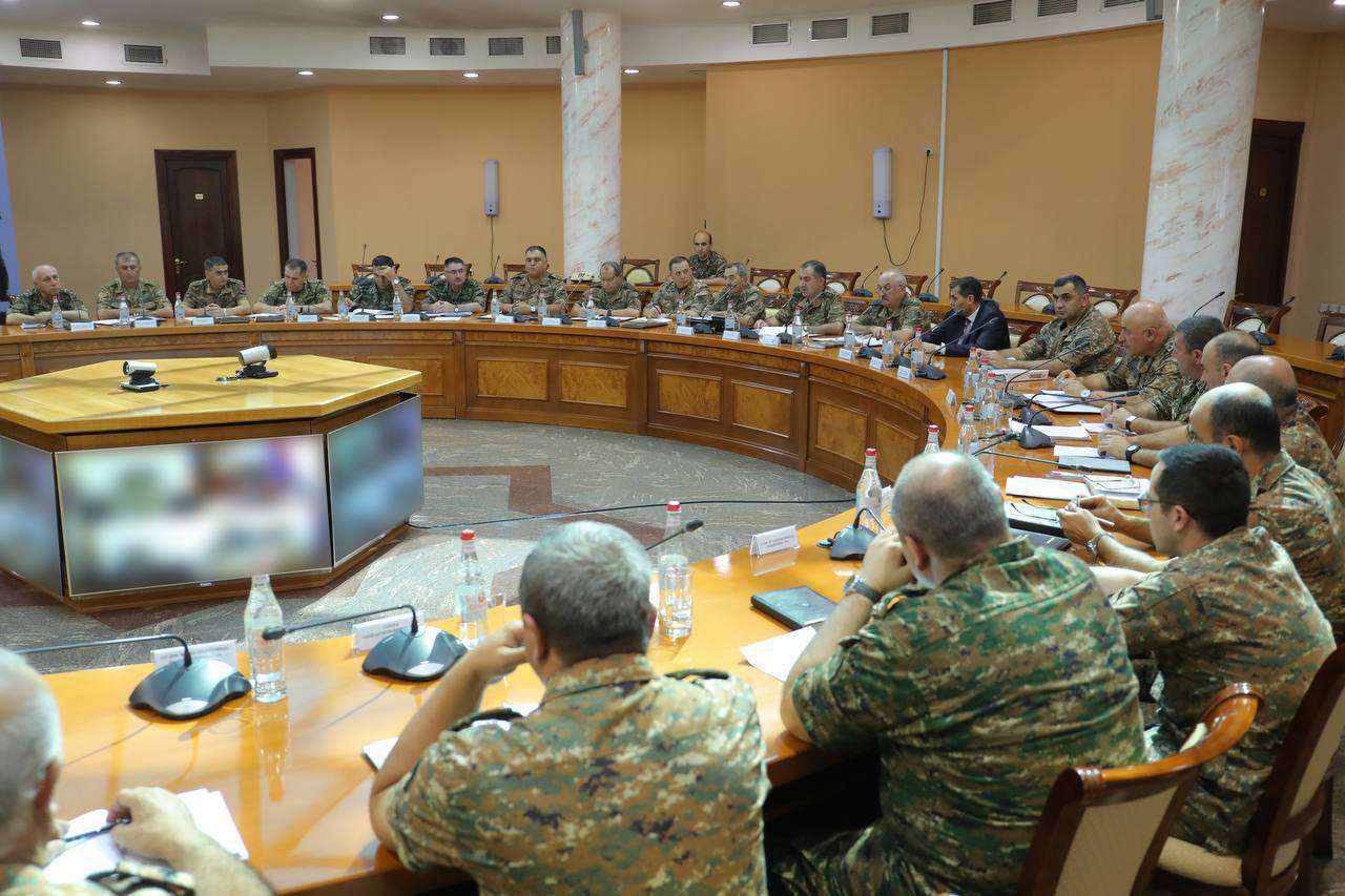 Տեղի է ունեցել ռազմական խորհրդի նիստ