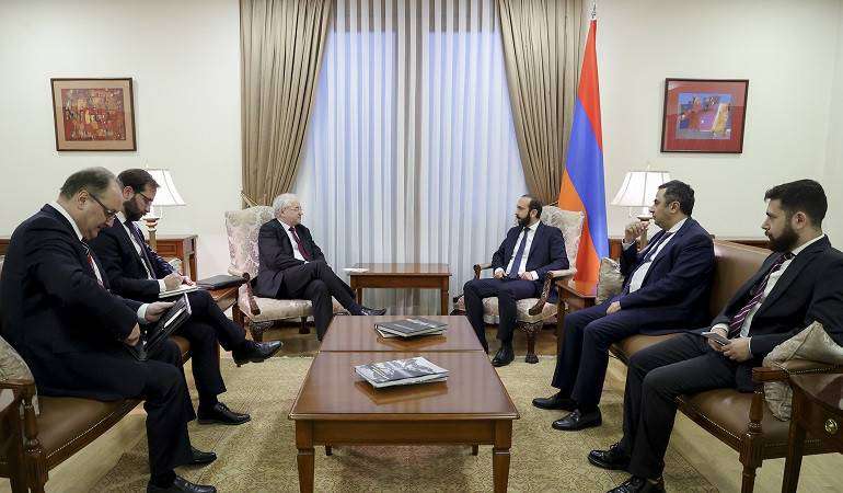 Խովաևի հետ Միրզոյանը վերահաստատել է հայկական կողմի մոտեցումները