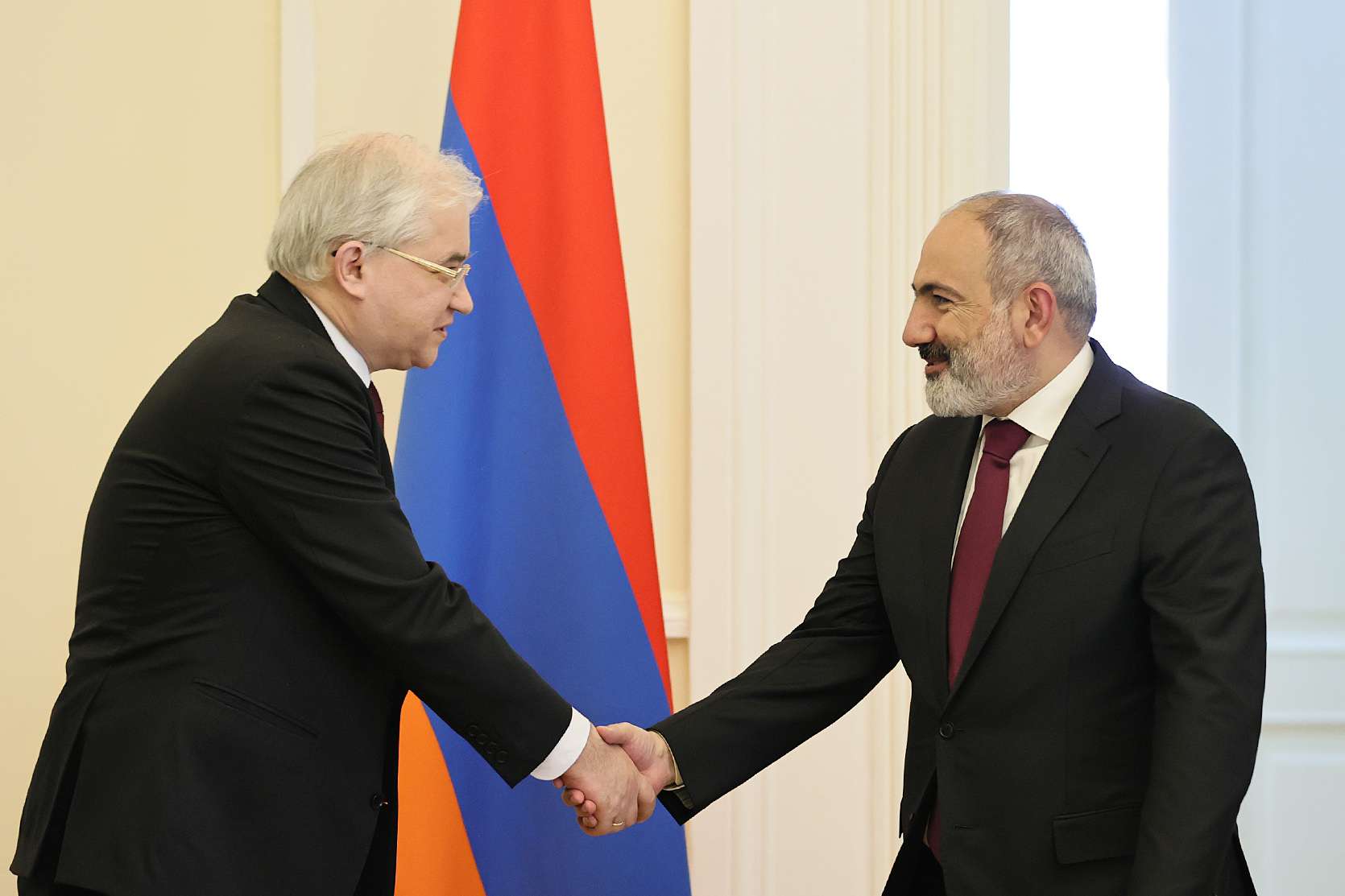Նիկոլ Փաշինյանն ընդունել է Իգոր Խովաևին
