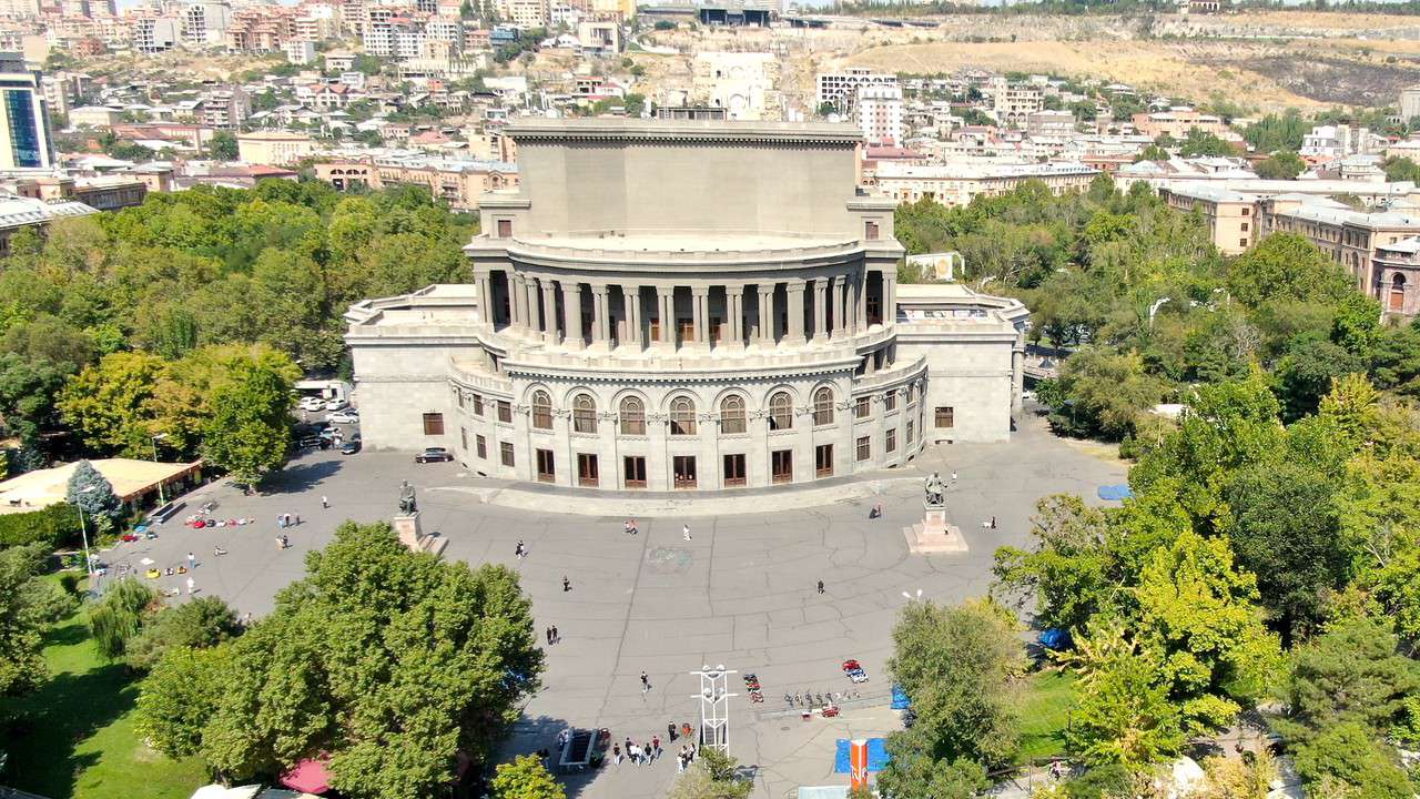 Մշակութային հաստատությունների ֆինանսավորման փորձնական մոդելը կներդրվի Օպերայի և բալետի ազգային ակադեմիական թատրոնում