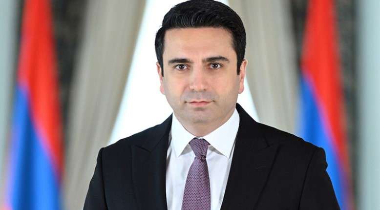 Կեցցե Ֆրանսիան։ Կեցցե հայ-ֆրանսիական բարեկամությունը. Ալեն Սիմոնյան