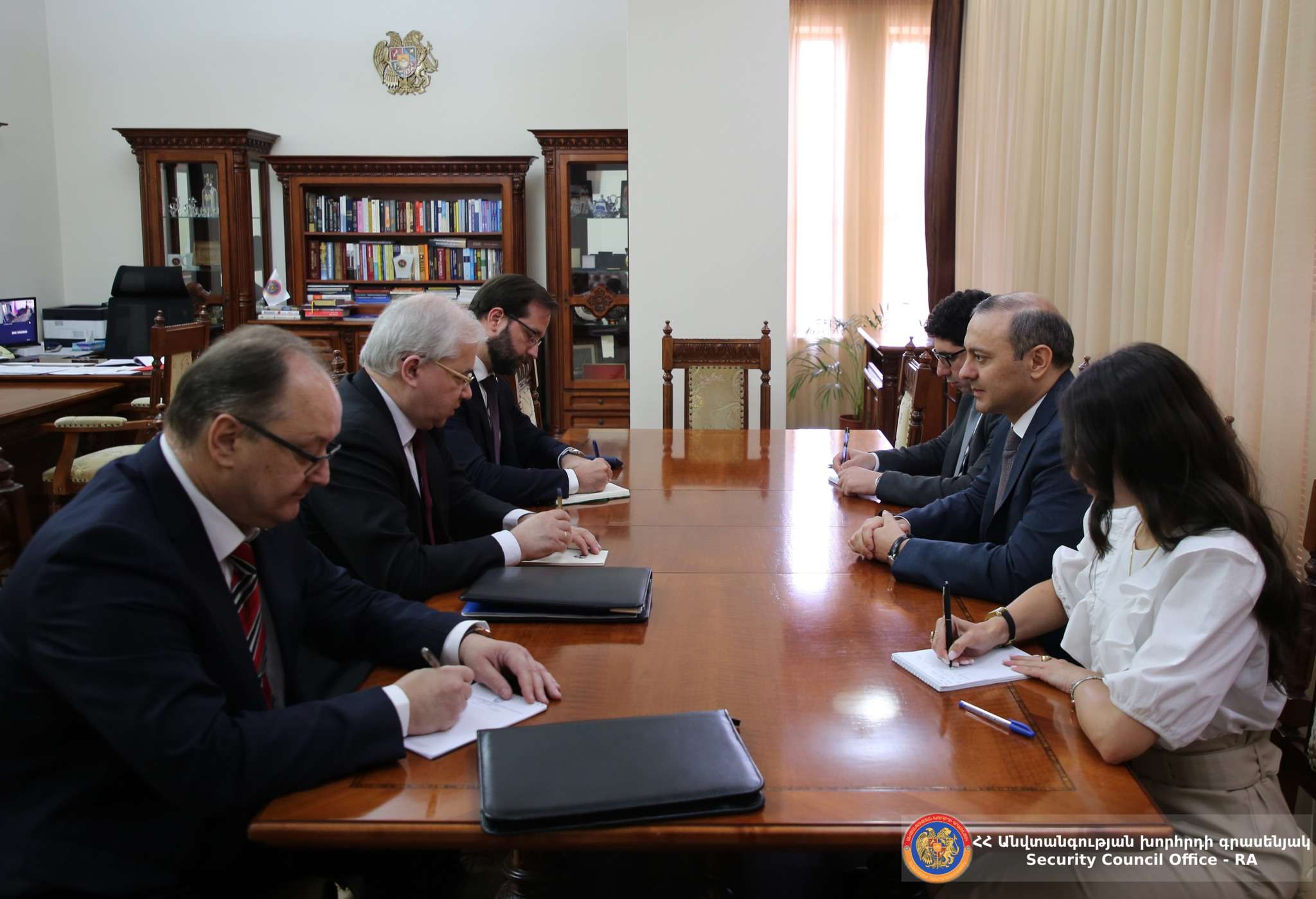 ԱԽ քարտուղարը ընդունել է Իգոր Խովաևին