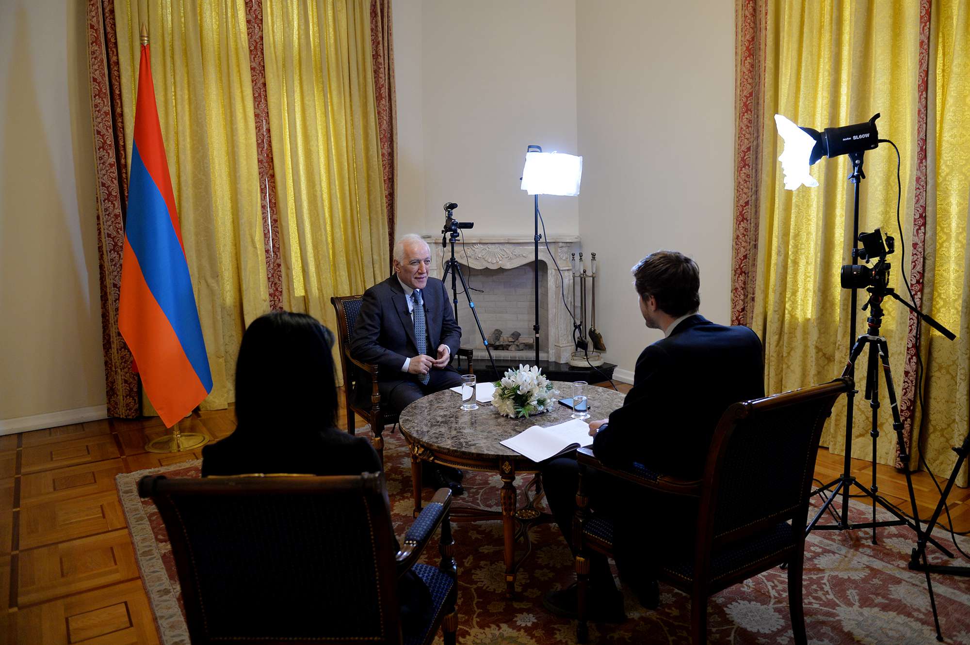 «Մենք ցանկանում ենք բարիդրացիական հարաբերություններ ունենալ մեր հարևանների հետ». նախագահ