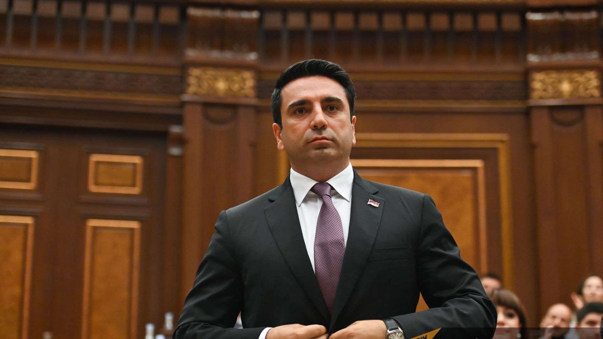 Դուք շատ թանկ եք վճարելու զրպարտության համար․ Սիմոնյան