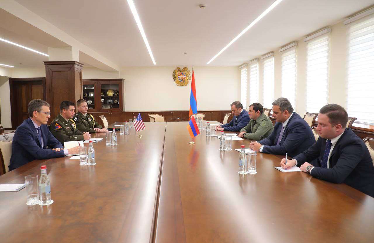 Պապիկյանն ընդունել է ՀՀ-ում ԱՄՆ գործերի ժամանակավոր հավատարմատարին