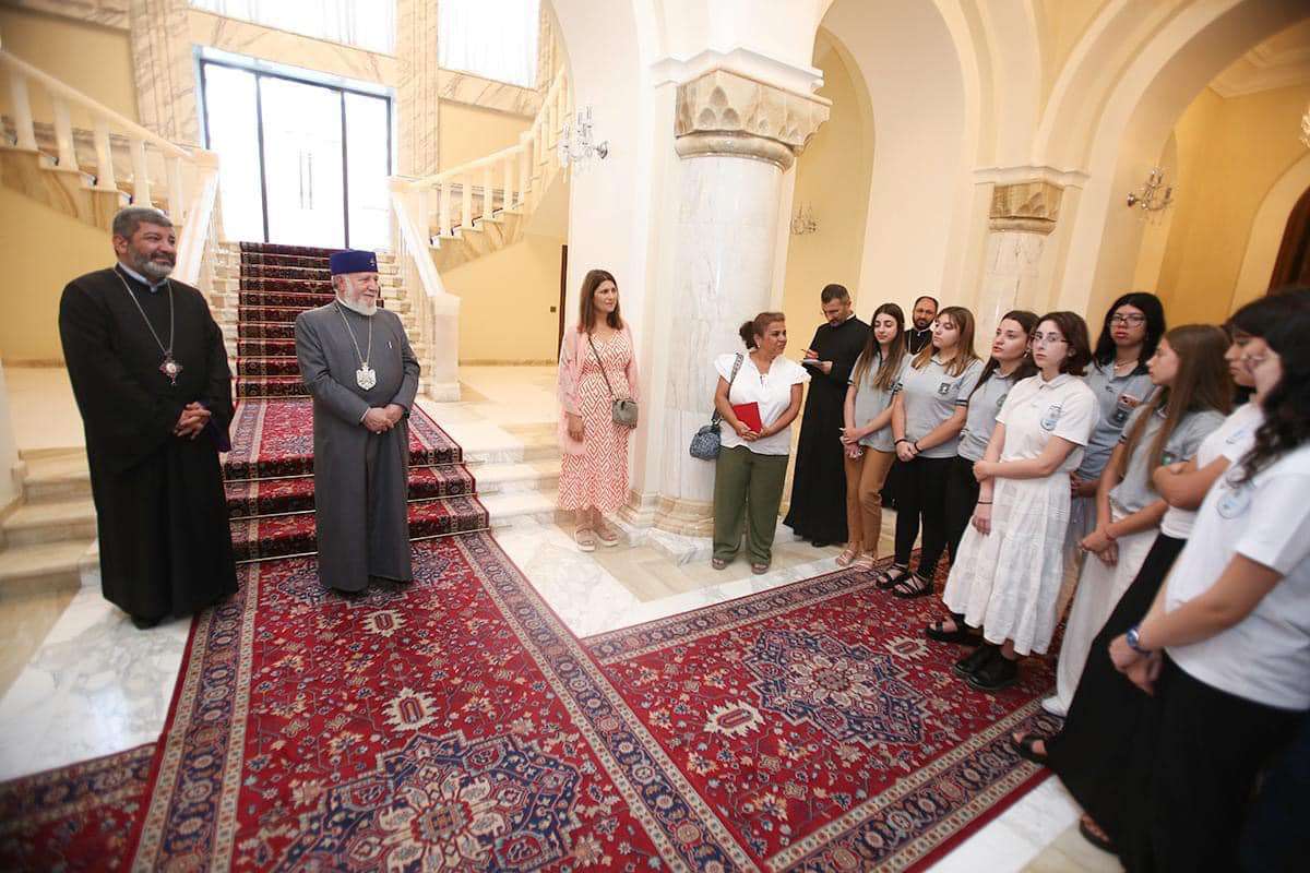 Ամենայն Հայոց Կաթողիկոսն ընդունել է արգենտինահայ դպրոցականներին