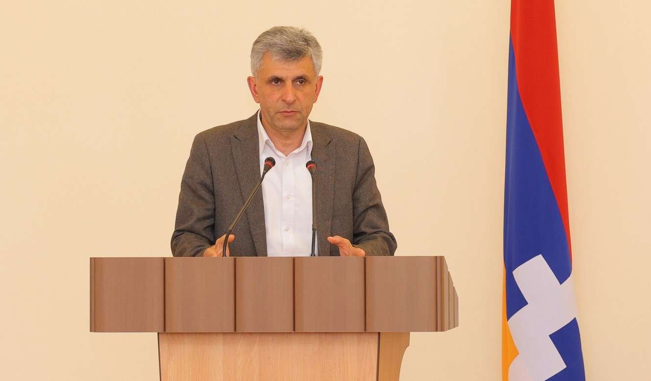 Պատասխանատու այս պաշտոնը պարտավորեցնող  է . ԱՀ ԱԺ նախագահ