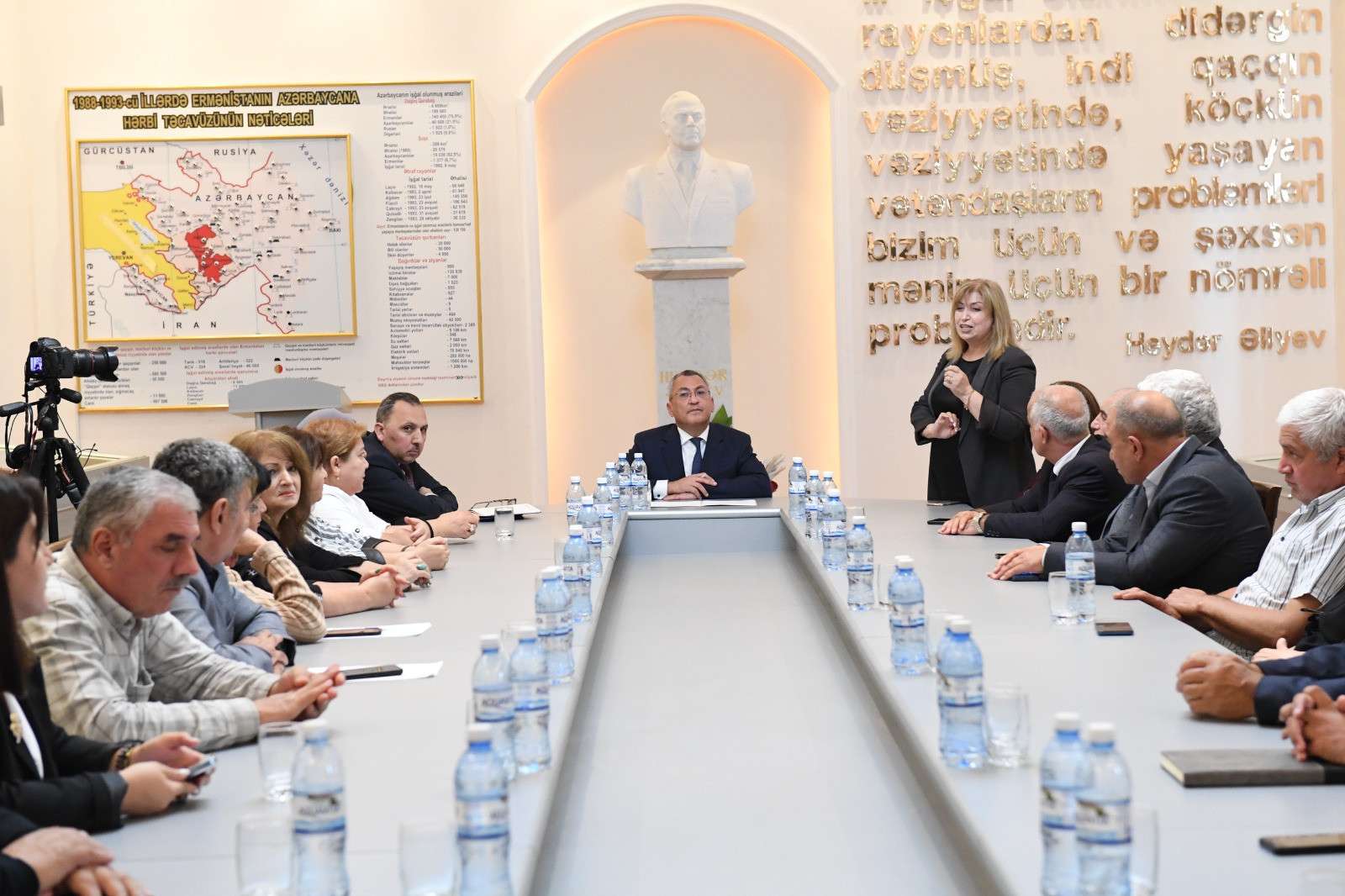 Բաքուն քննարկում է ադրբեջանցիների վերադարձը Ստեփանակերտ