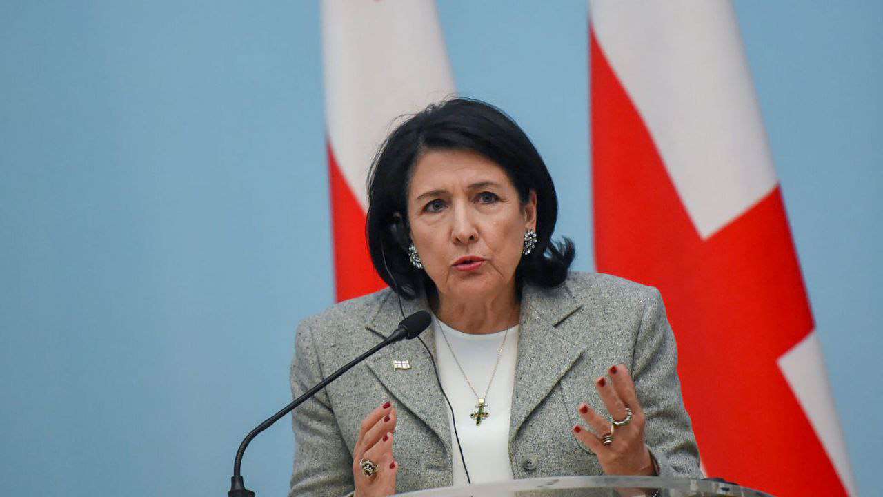 Վրաստանի խորհրդարանում մեկնարկում է նախագահի իմպիչմենտի գործընթացը