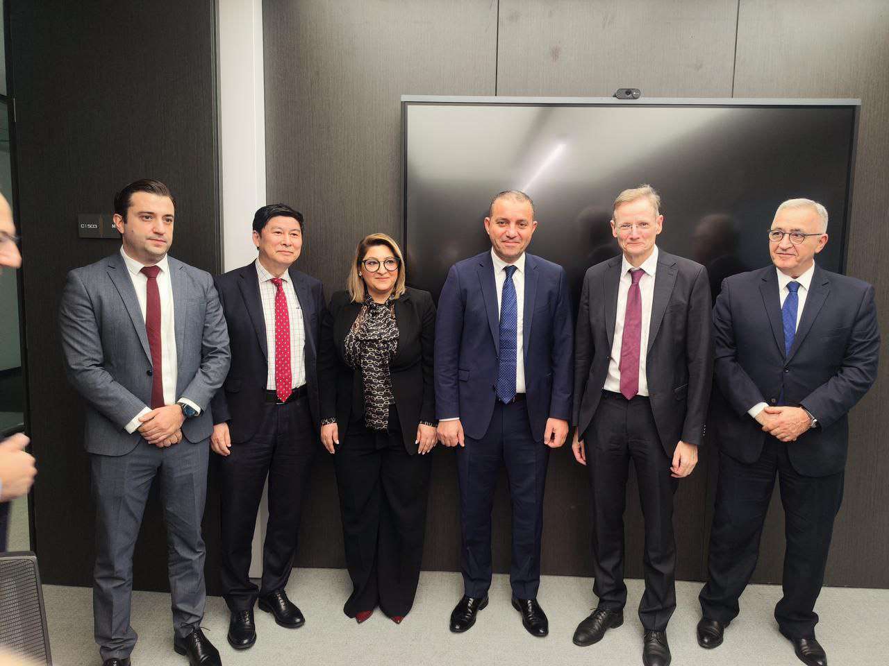 Չինաստանում քննարկվել են Ենթակառուցվածքային ներդրումների ասիական բանկին ՀՀ-ի անդամակցության հնարավորությունները