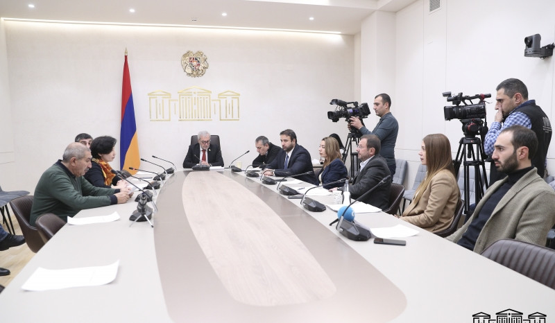 ԱԱԾ տնօրենին, նրա տեղակալներին պաշտոնի կնշանակի և կազատի ՀՀ վարչապետը