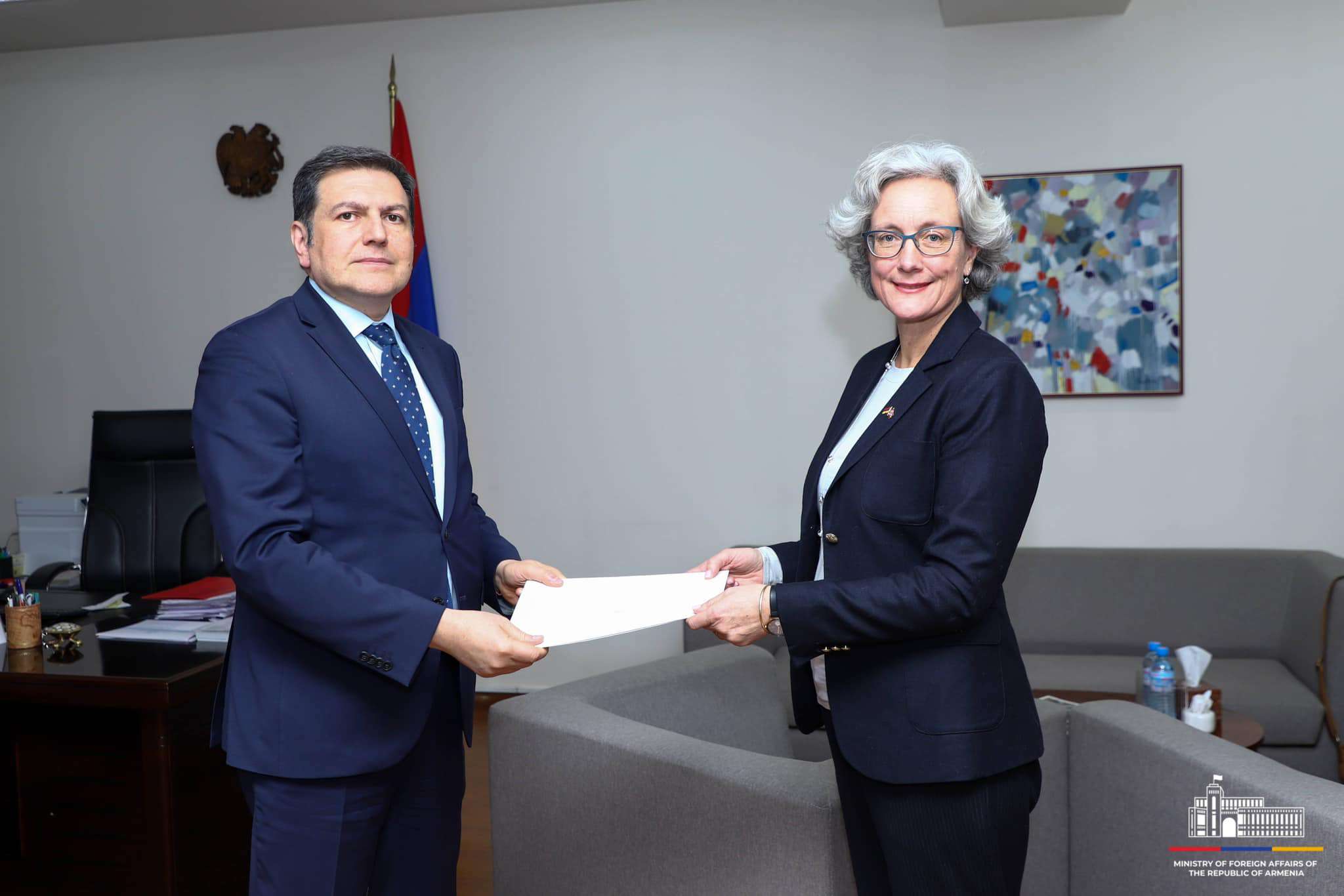 Պարույր Հովհաննիսյանն ընդունել է Նորվեգիայի դեսպանին