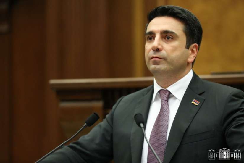 «Չկա որևէ կետ, որը խաղաղության պայմանագրով Հայաստանը միակողմանի պարտավորվում է». ԱԺ նախագահ