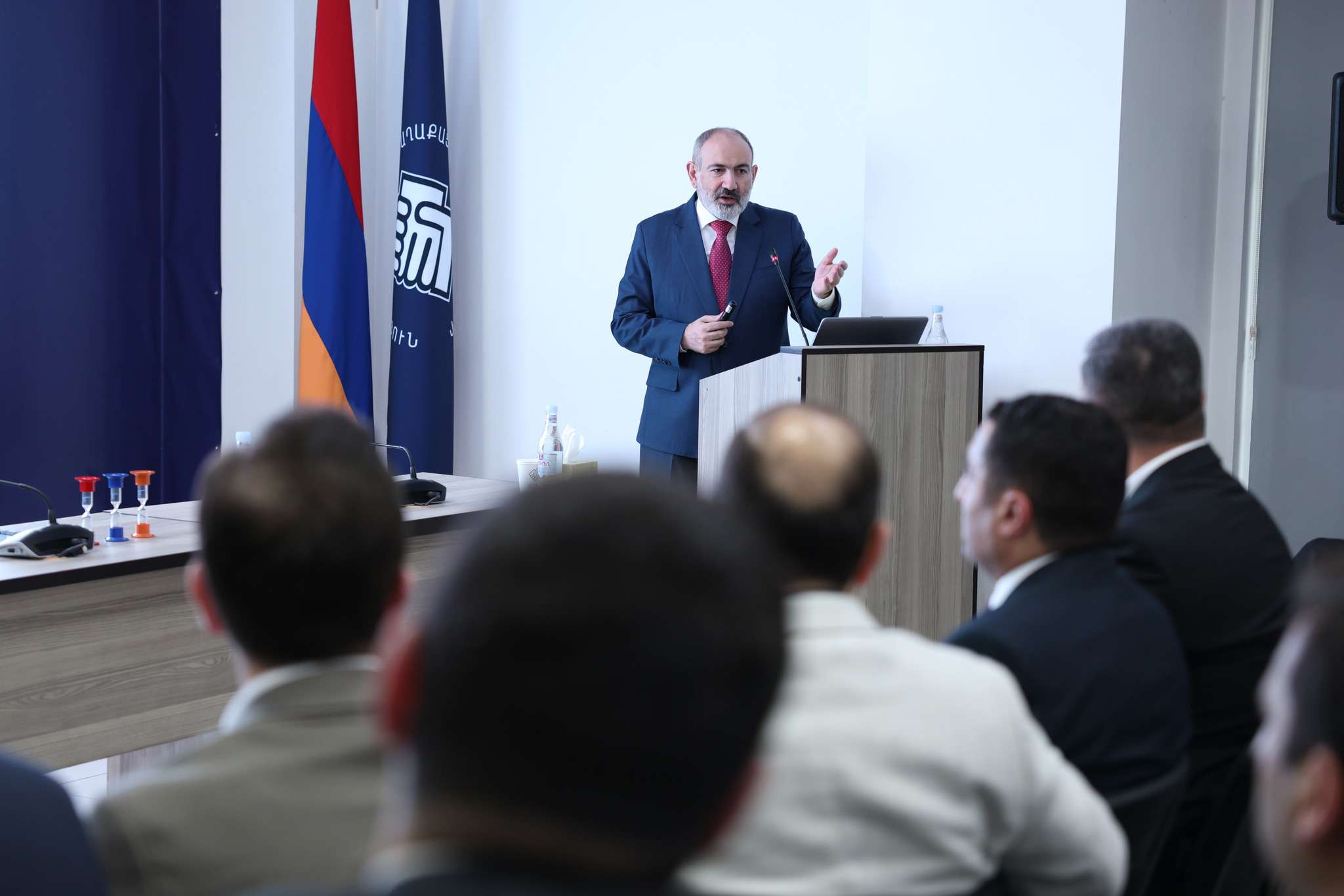 Լուծում ենք ՀՀ-ի՝ առաջիկա տասնամյակներում լինելիության հարցը. վարչապետ