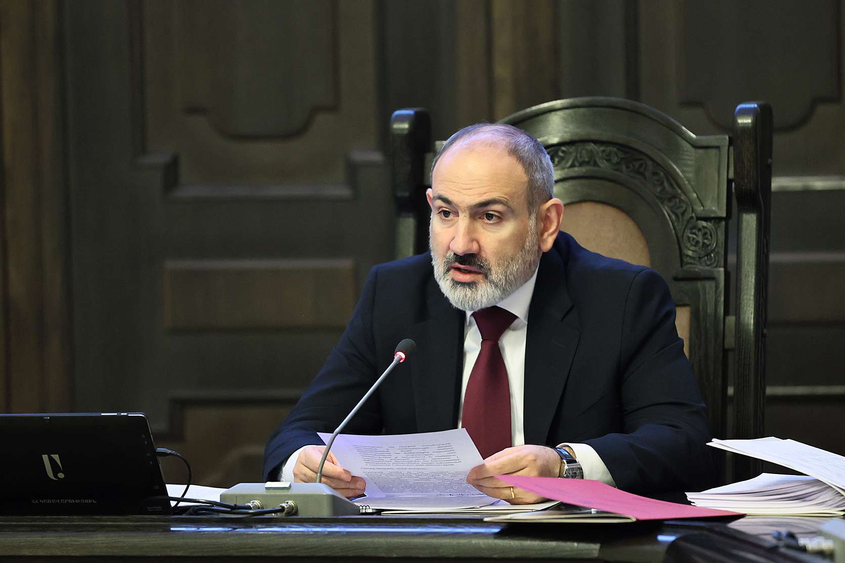 Մենք երևի պետք է փորձենք բեմական գործունեությամբ զբաղվել. Փաշինյան
