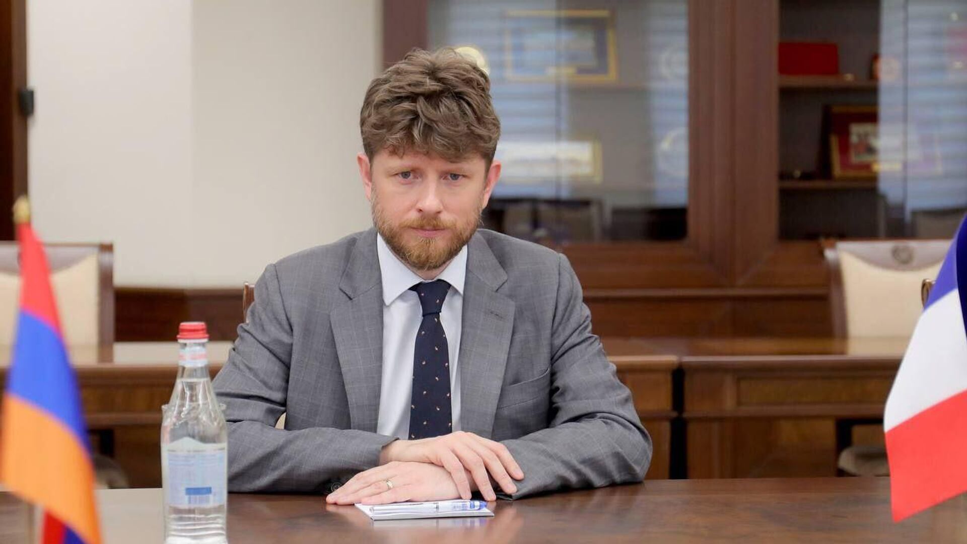 Ֆրանսիայի դեսպանը շնորհավորել է Հանրապետության տոնի առթիվ