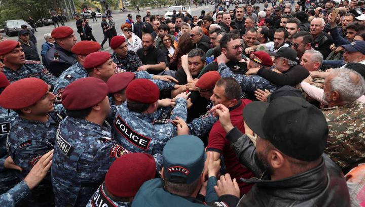 Բերման է ենթարկվել բողոքի ակցիաների 38 մասնակից