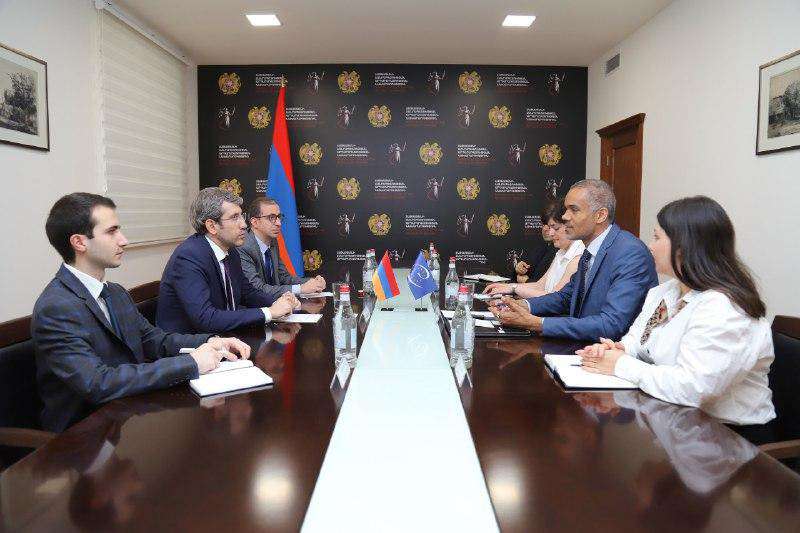 Հանդիպել են Գրիգոր Մինասյանը և Մաքսիմ Լոնգանգեն