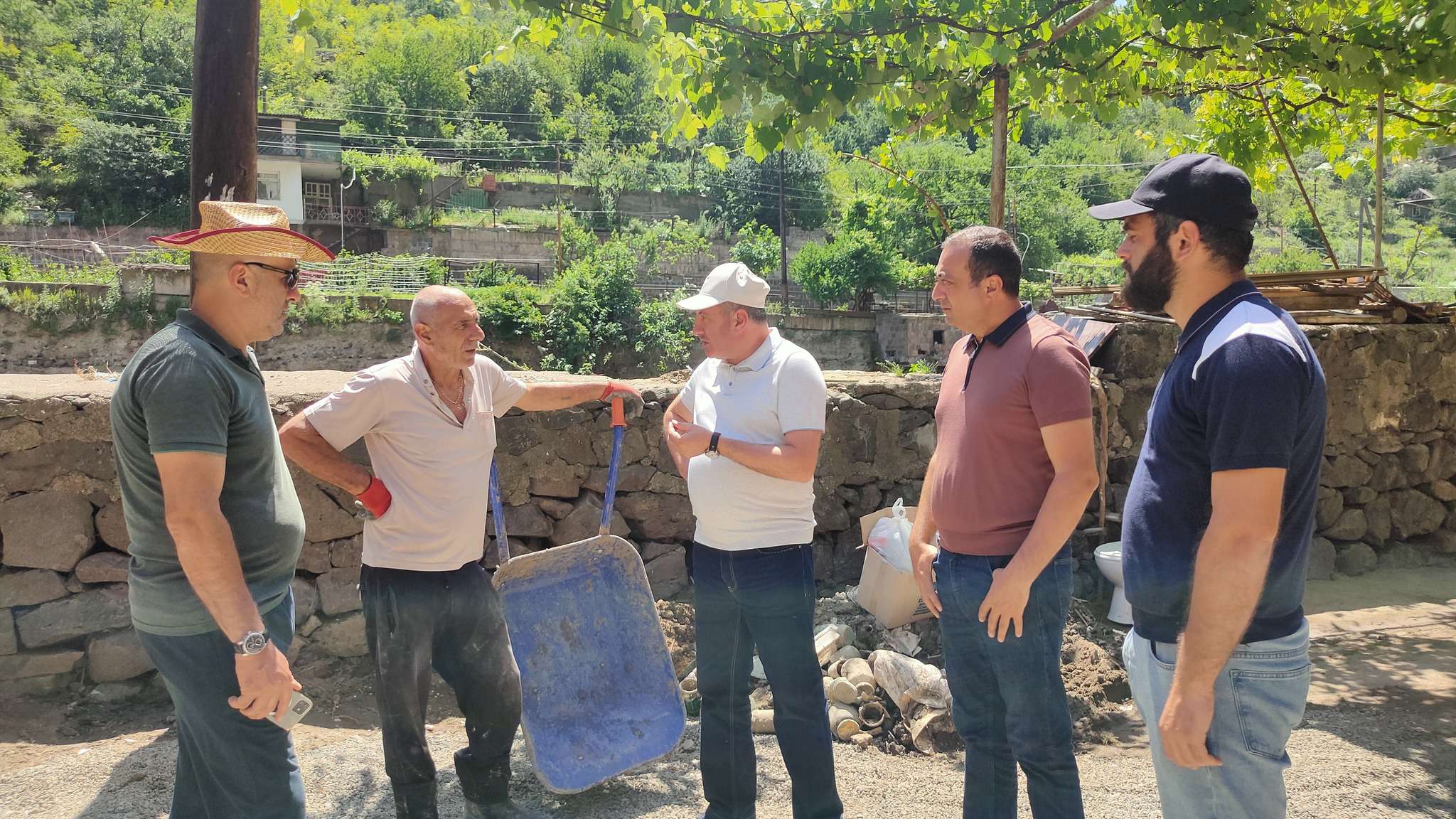 Լոռու մարզպետն այցելել է Սանահին կայարան թաղամաս