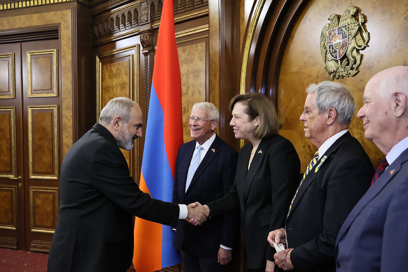 Փաշինյանն ընդունել է Ռոջեր Ուիքերի գլխավորած կոնգրեսական պատվիրակությանը