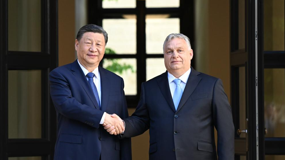 Սի Ցզինպինը հանդիպել է Օրբանի հետ