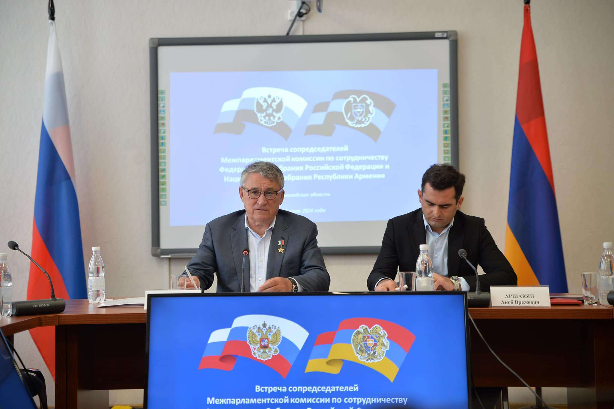 Հակոբ Արշակյանն անդրադարձել է հայ-ռուսական հարաբերություններին