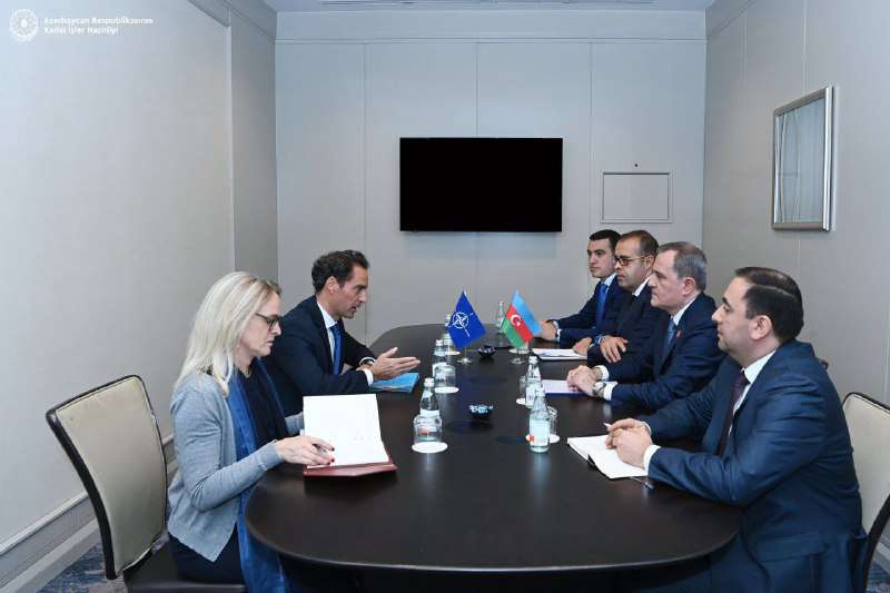 Բայրամովը հանդպել է Խավիեր Կոլոմինայի հետ