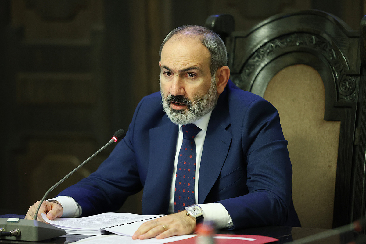 Վաճառվում է թթվասեր, բայց պարզ չէ, թե այս ապրանքն ինչից է բաղկացած. Փաշինյան
