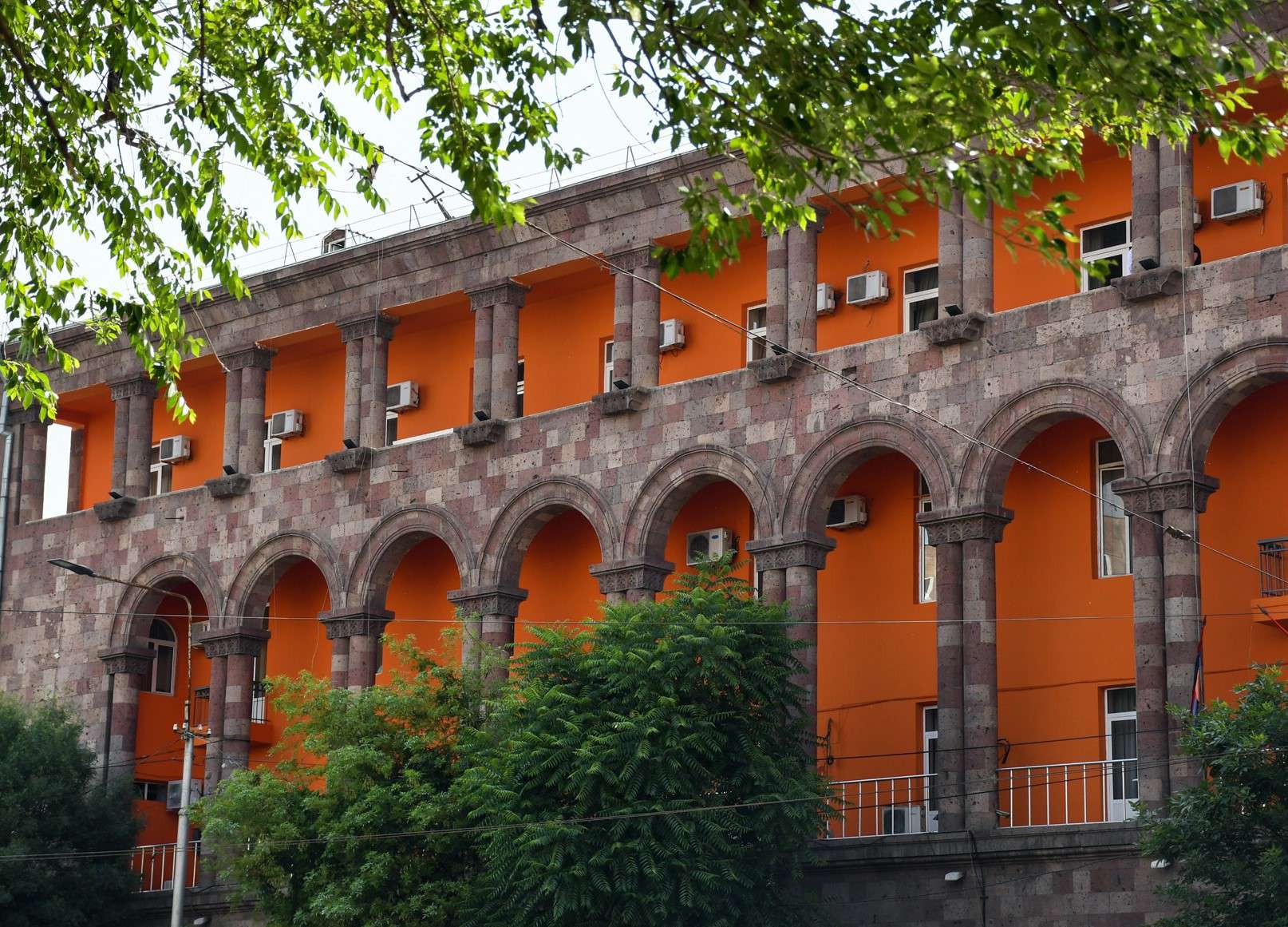 Ինքնակամ շինությունները օրինականացնելու համար անհրաժեշտ է դրանք հաշվառել Կադաստրի կոմիտեում