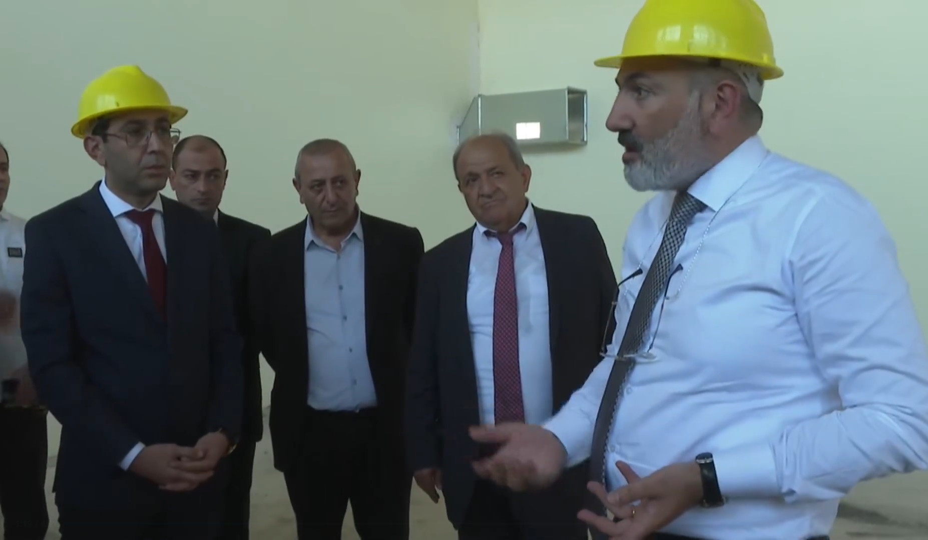 Վարչապետը Երասխում հետևել է մարզադպրոցի կառուցման աշխատանքներին