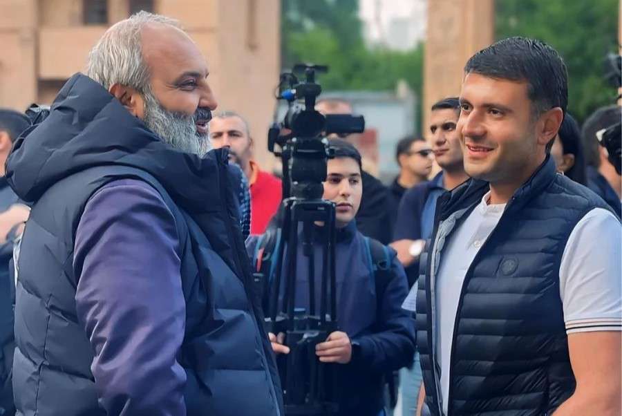 Եթե ասելիք ունի, ուրեմն թող գա ու ասի. Բագրատ արքեպիսկոպոսը` Սուրեն Պետրոսյանին