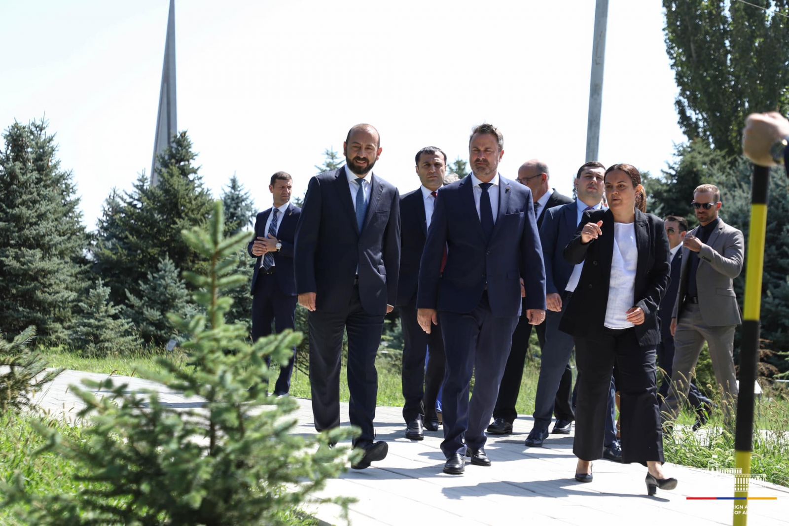 Քսավիե Բետելը այցելել է Հայոց ցեղասպանության հուշահամալիր
