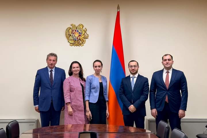 Մխիթար Հայրապետյանը հանդիպել է «Google» ընկերության պատվիրակությանը