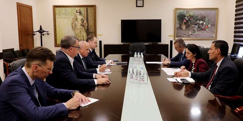 Անդրեասյանն ու Կոպիրկինն անդրադարձել են կրթական ծրագրերին,