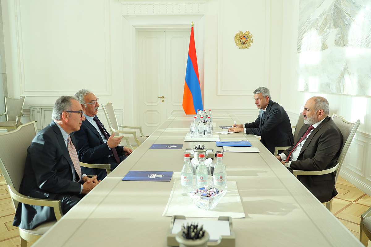 Փաշինյանը հայ գործարարների հետ քննարկել է ինքնության պահպանման հարցեր