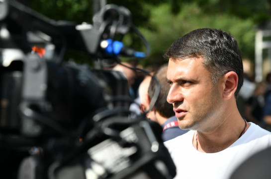 Սուրեն Պետրոսյանն անդրադարձել է Գառնիկ Դանիելյանի հետ հարաբերություններին